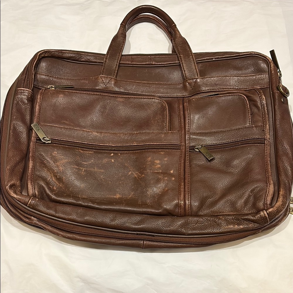 EUC Bill Blass Brown Leather Briefcase Bag